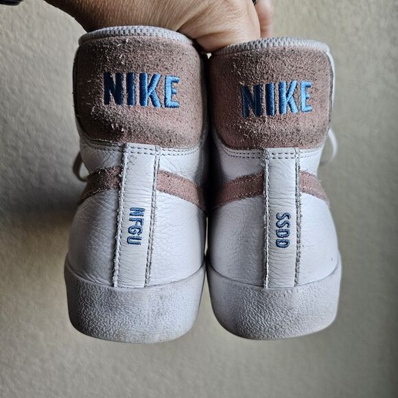 Nike Blazer '77 Vintage Mid White Pink Oxford Womens Size US 11 EU 45 - Picture 2 of 9